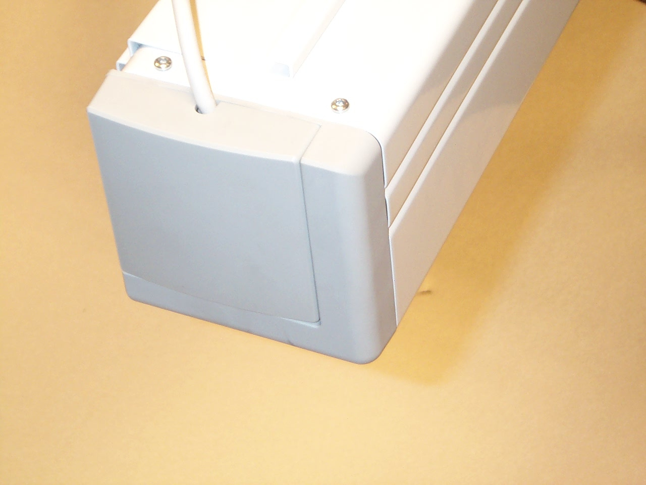 Da-Lite Compact Electrol 151x151 blanc mat avec bordure blanche 1:1